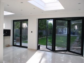 aluminium bifolding doors