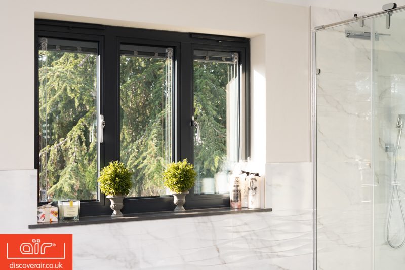 air-MOD-Flush-aluminium-windows-bathroom-installation