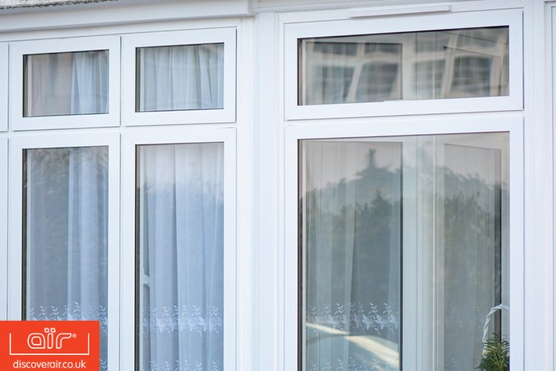 air-MOD-Flush-aluminium-windows-in-white