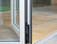 air-bifold-doors-everglade-windows-kingsbury