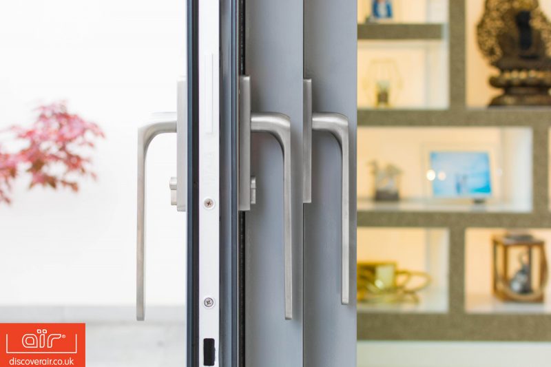 air-lift-and-slide-doors-from-everglade-windows-hammersmith-fulham