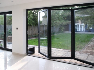 aluminium bifolding doors