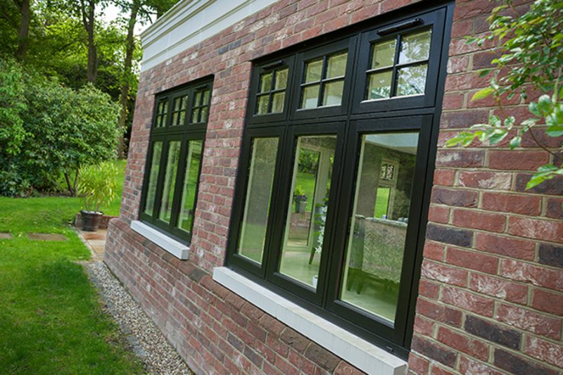Period windows from Residence 9